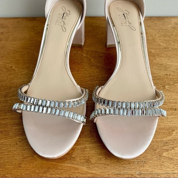 Jewel BADGLEY MISCHKA Joanne Ankle Strappy Block Low Heel Satin Open Toe - Picture 3 of 16